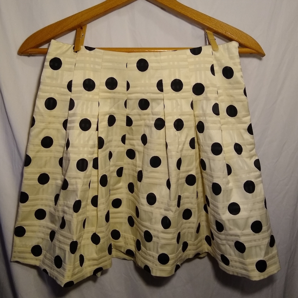 Banana Republic Textured Polka dot Skirt
